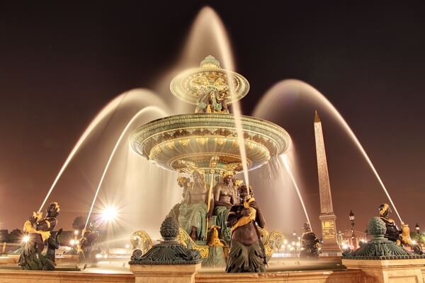 fontaine place Concorde Paris